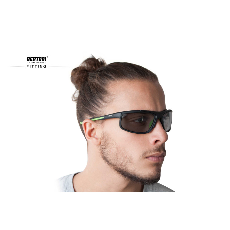 Photochrome Polarisierte Fahrradbrille by Bertoni Italy - P180FTM