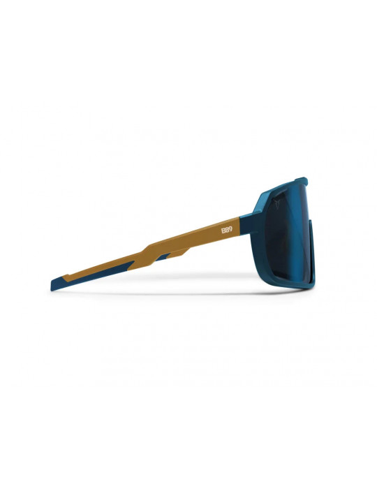 Sportbrille mit Anti-Beschlag-Linse