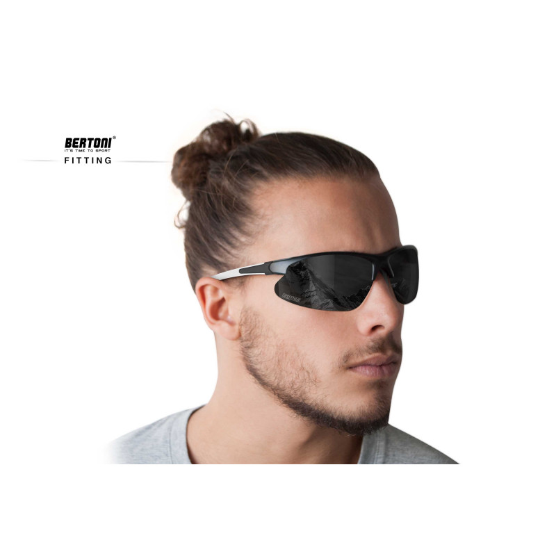 Occhiali Fotocromatici Polarizzati P301BFT indossati