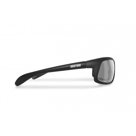 Photochromic polarized cycling sunglasses able to float in water P545FT by Bertoni Italy 